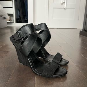 High heels calvin klein black leather sandals size 8